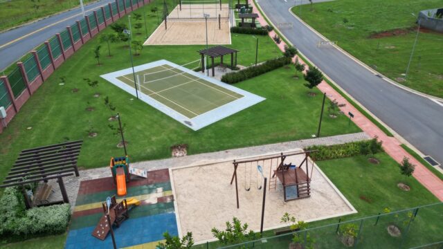 Quadras e Parque Infantil